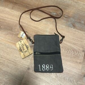 NWT Mona B 1889 cross body handbag new with tags